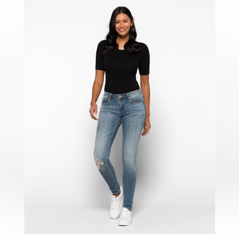 Vigoss Jagger Skinny Medium Wash Crop Ankle Jeans Raw Hem